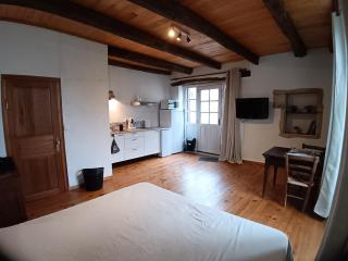 Petit studio paisible au cœur du village - 9