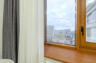 14-1 Diplomat Hall, Zhylianska 59, Kyiv centre, stunning city view, 15 kW backup power, Petrovdom Apartment - 6