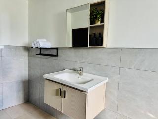 Revo Apartments - 7