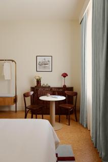 Owston Hotel - 3