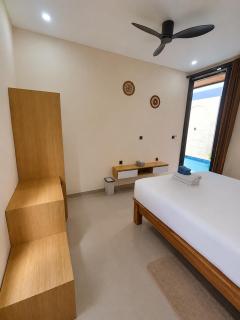 Courtyard Room Near Pool - NVB - 3