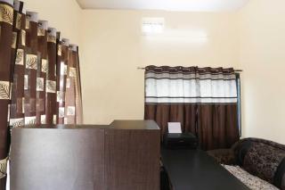 Hotel O Celebrity - 2