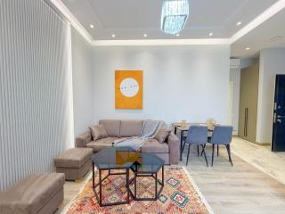 Quiet Oasis near Center Garden and Free Parking 2 - 1