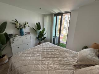 Luxury 2 Bedroom 8 min to London Bridge - 2