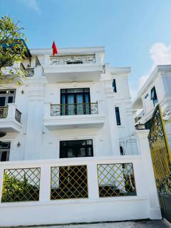 Lani Villa in the center of the city, quiet, new, convenient to go - 0