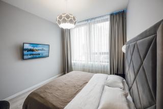 8-59 Tetris, Dilova 1-2, Kyiv centre, Olimpiiska metro nearby, 15 kW backup power, Petrovdom Apartment - 2