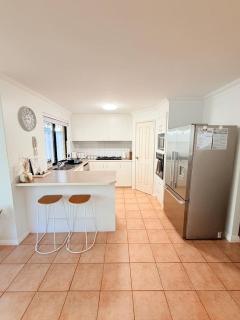 The Scarborough Beach House - Walk to the beach! - 3