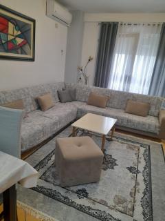 Hamide's Apartment - 6