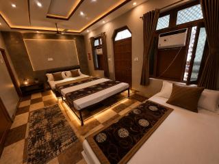 Krishna Guest House - 7