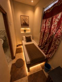 Krishna Guest House - 2