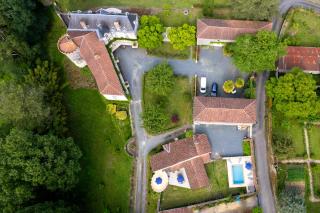 Cottage in charming village, with private pool - 8