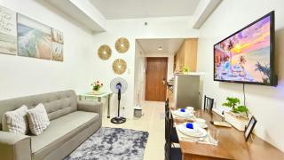 Shell Residences MOA, near Airport, Fast WiFi - 4