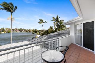 Pet friendly &Amazing waterfront house &Pool - 9