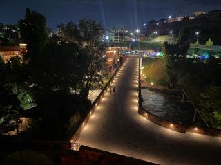 Cozy Apartment With The Best Patio and Swimming pool - 5