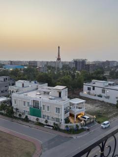 2BHK Apartment In Bahria Town, Lahore - 8