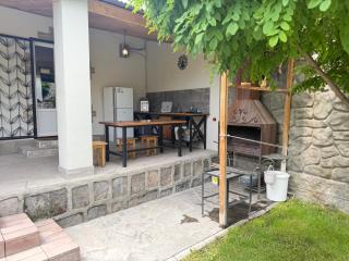 Cozy Apartment With The Best Patio and Swimming pool - 2