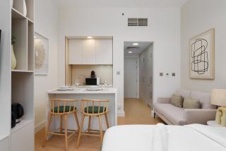 Green Aesthetic Studio by Suiteable Interiors - 1