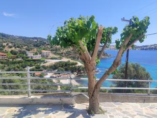Aegean Beachfront Apartment - 7