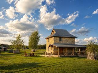 Green Oak Villa - 0