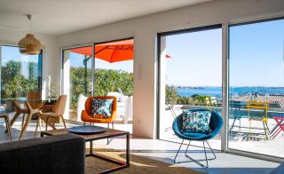 Villa With Panoramic Views Of Thau Lagoon - 1