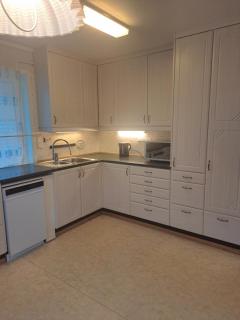 Bright and spacious home with good - 7