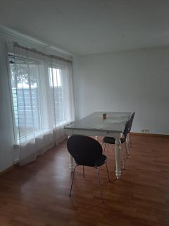 Bright and spacious home with good - 6
