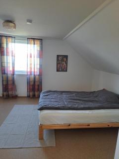 Bright and spacious home with good - 5