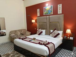 Hotel Grand Arcasia Nehru Palace & CR Park - 3