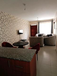 Noni's Place - 4