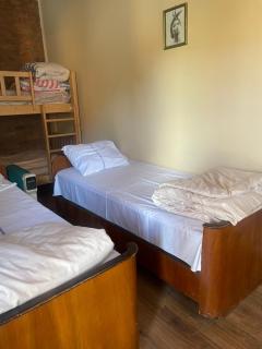 Marine's Guest House - 8