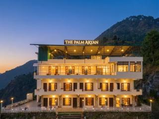 Hotel Sun Village By Palm Aryan - 0