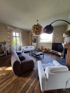 Charming air-conditioned house with pool - 6