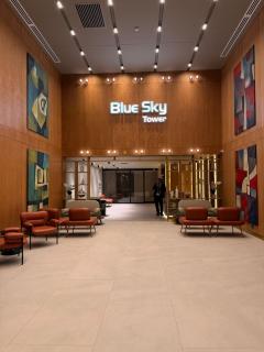 Apartment Seventeen - Blue Sky Tower - 1