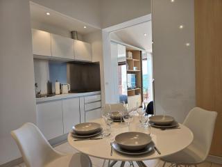 Seafront Apartments Villa Oliva with Private Boat Mooring - 1