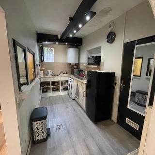 Appartement intra-muros bien situé et agréable à proximité des théâtres - 2
