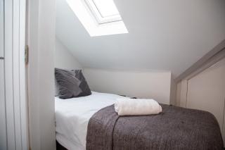 Bexleyheath House, Greater London - 8