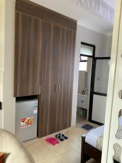 Modern Airport Studio apartment 5 mins to JKIA &SGR,Fast Wi-Fi,Ideal for layovers and longstays - 4