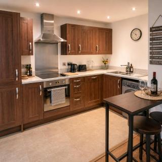 Amber's York Hideaway, Free Parking, Walk to City - 7