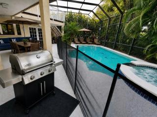 6 BD Beach Retreat-Heated Pool, Jacuzzi & Arcade - 3