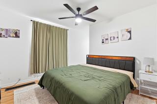 Furnished Stl home ,driveway parking, fenced round - 6
