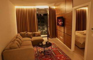 Dream Suites at Lake View Residences - 8