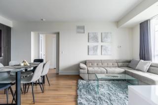 Executive 2 Bedroom Condo in Downtown Toronto - 1