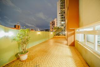 Apto com Piscina no Centro de Joinville - 3