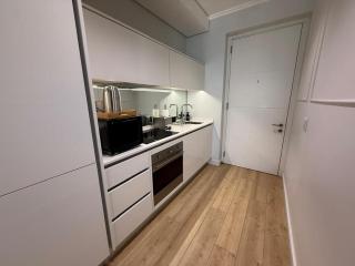 8th Floor Executive Apartment at The Ellipse - 5