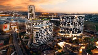 8th Floor Executive Apartment at The Ellipse - 2