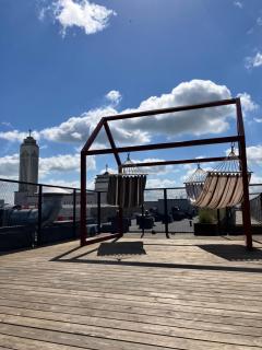 Rooftop Terrace Loft 15 Minute Walk to Zalgiris Arena - Kaunas - 7