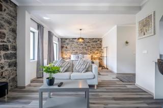 Basalt House A by Homie - 1