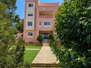 Treasure B&B - Garden Stay in Paloukia Salamina - 0