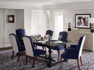 Fairmont Hotel Macdonald - 1