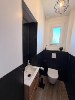 La Terrasse Cottage for 8 people - Beach and shops within walking distance - 4